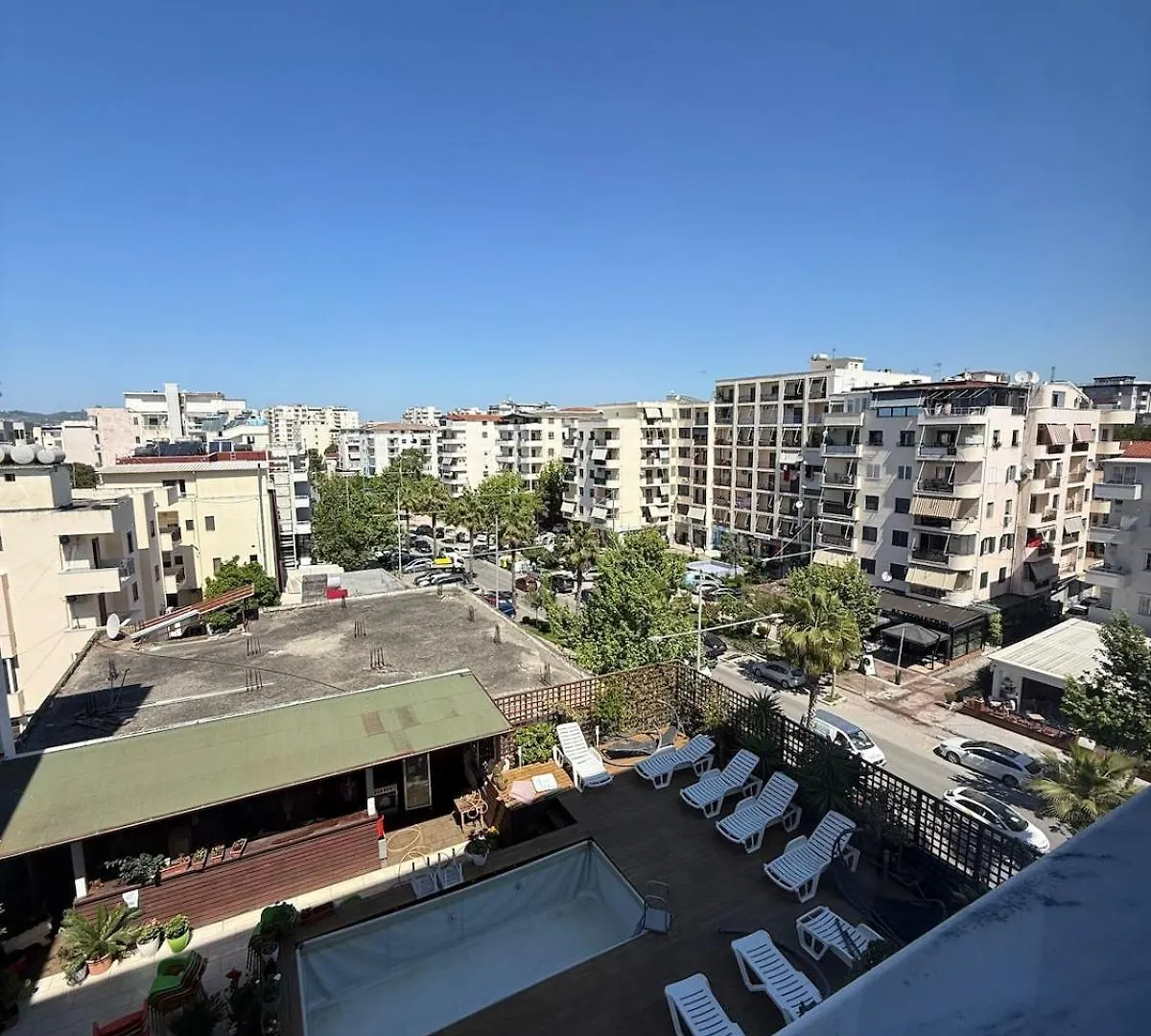 Sea-View Spacious Flat In Durazzo Beach Durrës